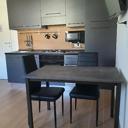 Apartamento La Casa De Papel - Berlino - Self Check In, Smart Tv, Tutti I Confort, Nuova Costruzione